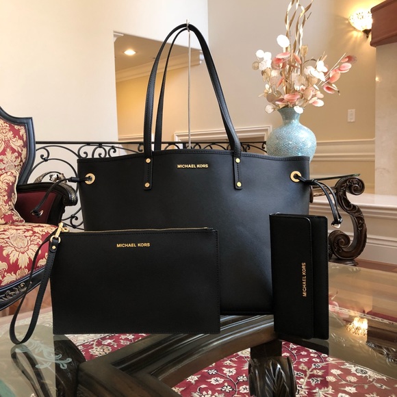 3pcs Michael Kors drawstring tote&wristlet&wallet - Picture 2 of 8